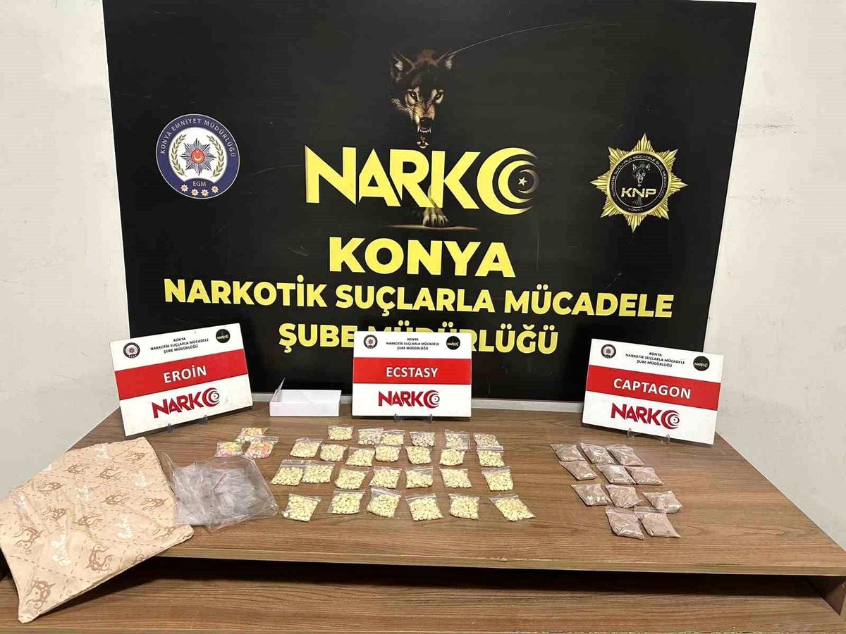 Konya\'da Uyuşturucu Operasyonu: 26 Bin 900 Hap ve 260 Gram Eroin Ele Geçirildi
