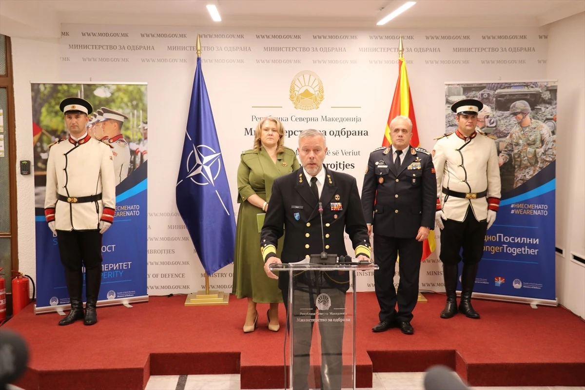 NATO Askeri Komitesi Başkanı Kuzey Makedonya\'da Görüştü