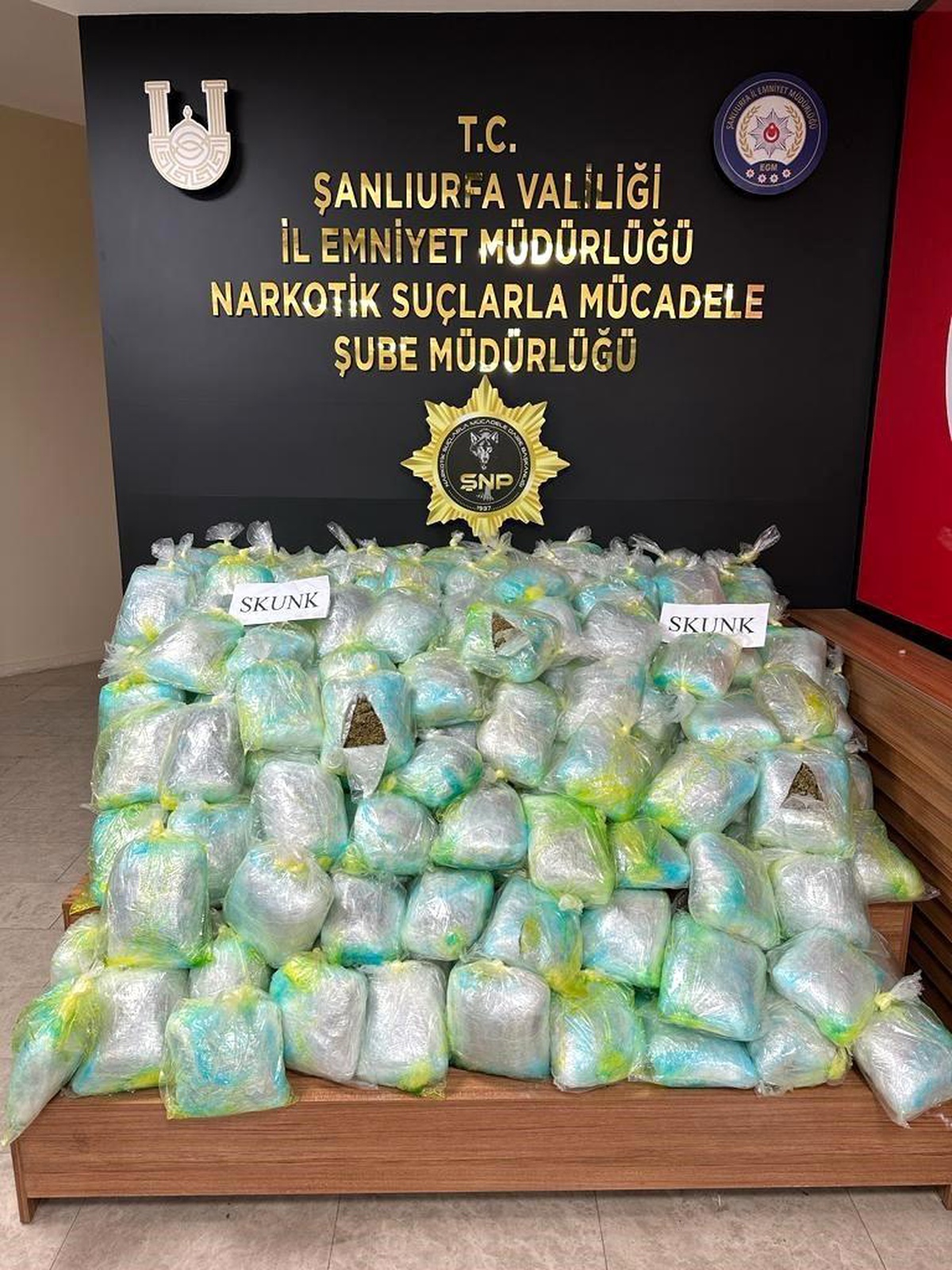 Şanlıurfa\'da 167 Kilo Skunk Maddesi Ele Geçirildi