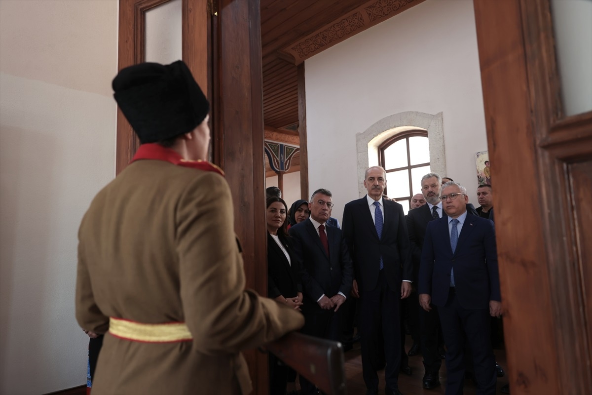 TBMM Başkanı Kurtulmuş, Sivas Kongresi\'nin 104. yıl dönümü programında konuştu: (2)