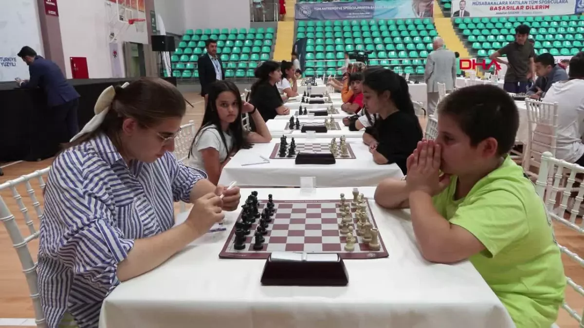 Bağcılar Belediyesi Ev Sahipliğinde Türkiye Yüzyılı Uluslararası Satranç Turnuvası Başladı