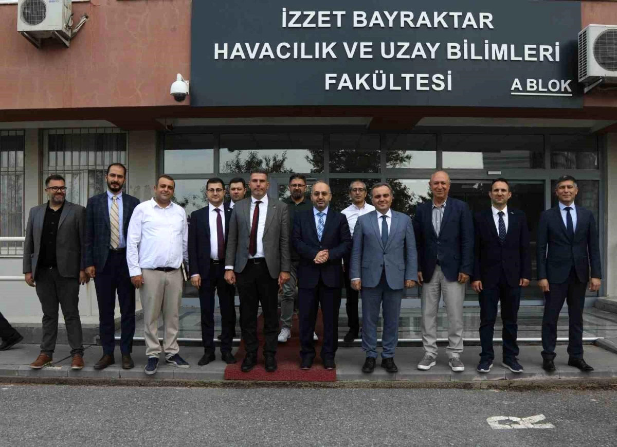 TUSAŞ Genel Müdür Yardımcısı Erciyes Üniversitesi\'ni ziyaret etti