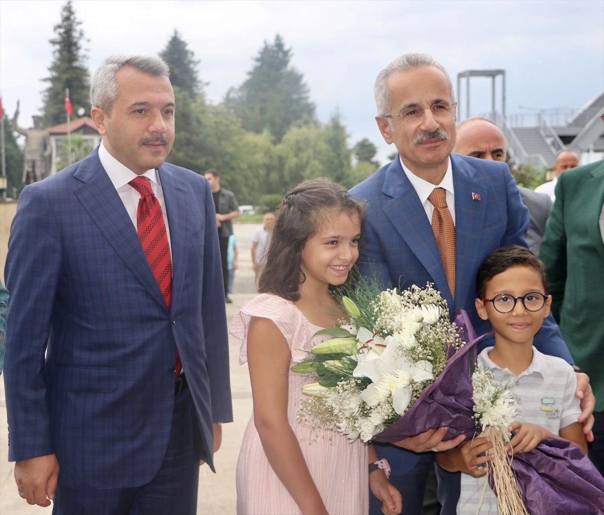 Ulaştırma ve Altyapı Bakanı Uraloğlu, Rize\'de konuştu Açıklaması