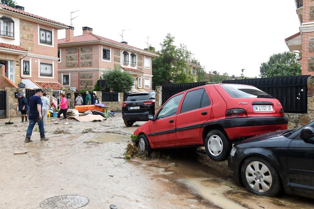 Albüm: Madrid\'de Meydana Gelen Fırtına Büyük Hasara Neden Oldu