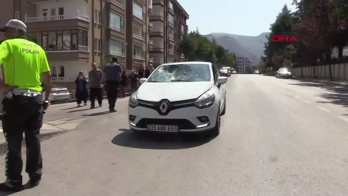 Diyalize gitmek için evden çıkan hasta otomobilin çarpması sonucu ağır yaralandı