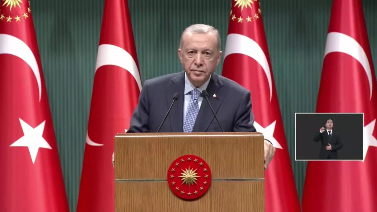 Erdoğan: Ağustos Ayı Verileriyle Birlikte Yıllık Enflasyonun Yüzde 56\'ya Yükselmesi Hayat Pahalılığı ile Mücadelemizi Daha Sıkı Yürütmemiz...
