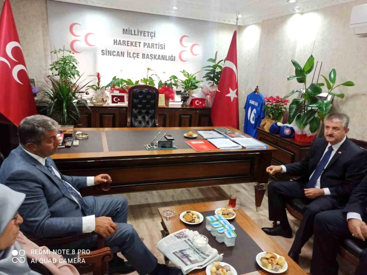 Erkan Haberal, MHP Sincan İlçe Başkanı Oğuz Nihat Alkan\'ı ziyaret etti