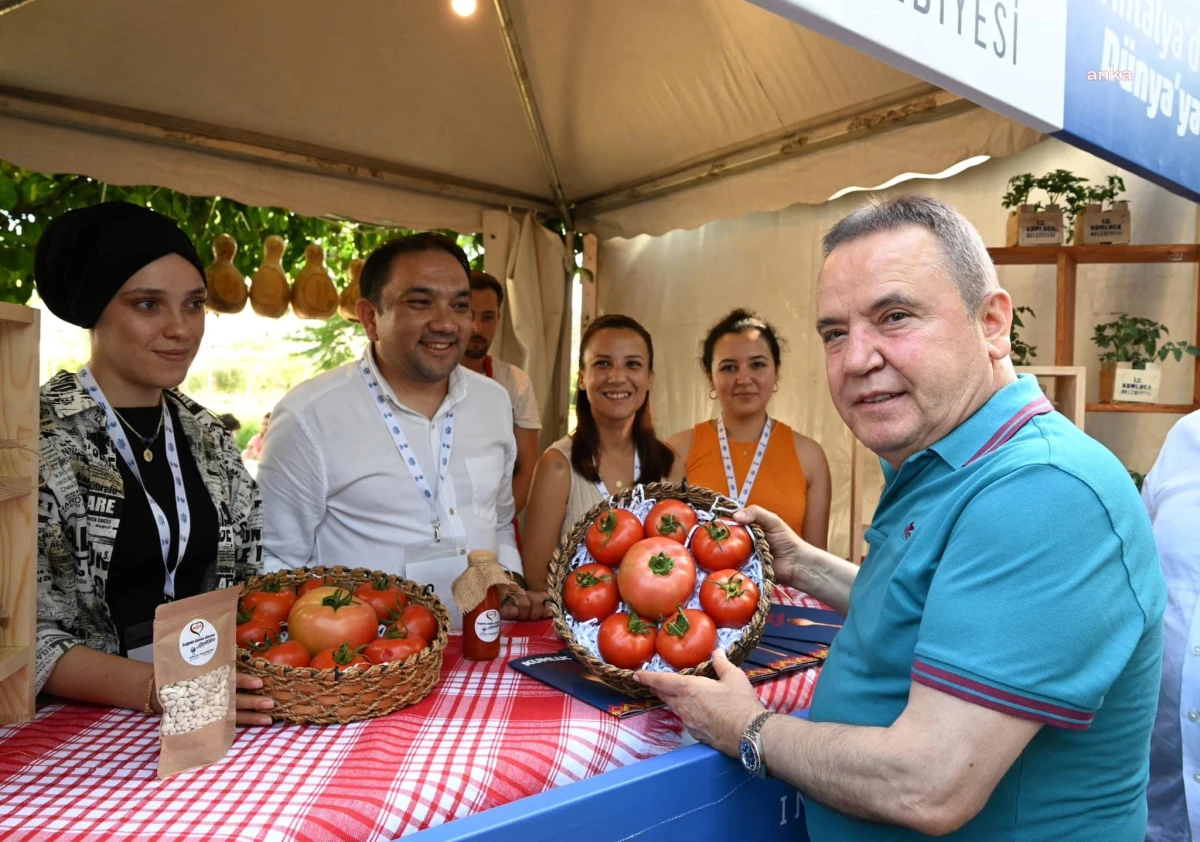 Kumluca Belediyesi, 2. Uluslararası Food Fest Antalya Gastronomi Festivali\'nde tanıtım yaptı