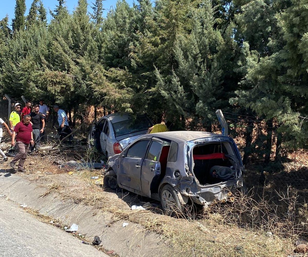 Adıyaman\'da Otomobil Kazası: 2 Kişi Yaralandı