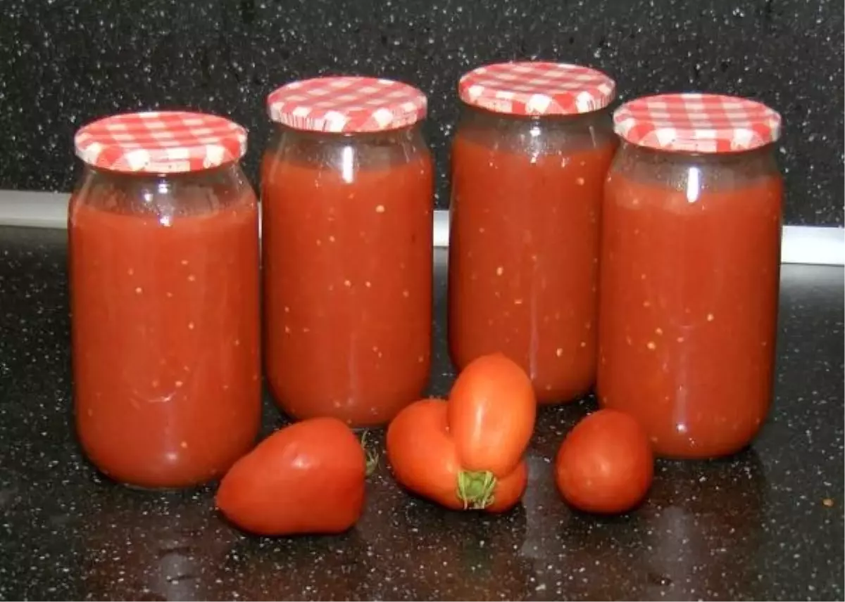 'Konserve hazırlarken ölümcül bakteriden kurtulmak için basınçlı düdüklü tencere kullanın'