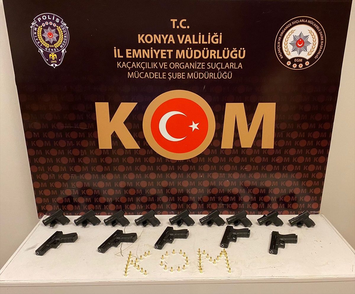 Konya\'da Silah Kaçakçılığı Operasyonunda 2 Şüpheli Tutuklandı