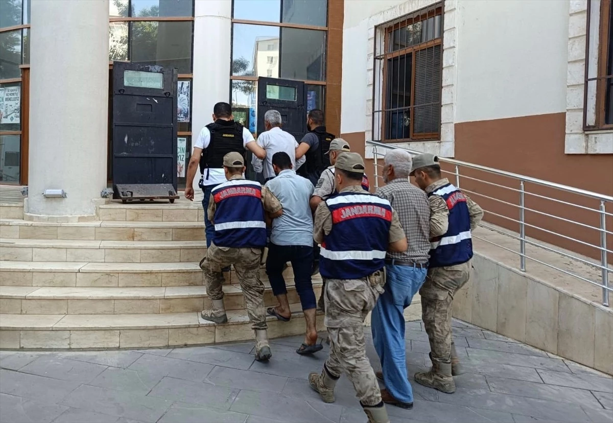 Mardin\'de silahlı saldırıya ilişkin 3 şüpheli tutuklandı