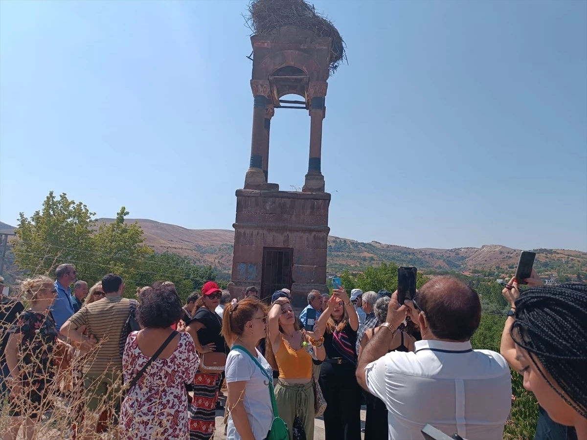 Türkiye\'den Yunanistan\'a Göç Eden Rum Vatandaşların Torunları Kayseri\'yi Ziyaret Etti