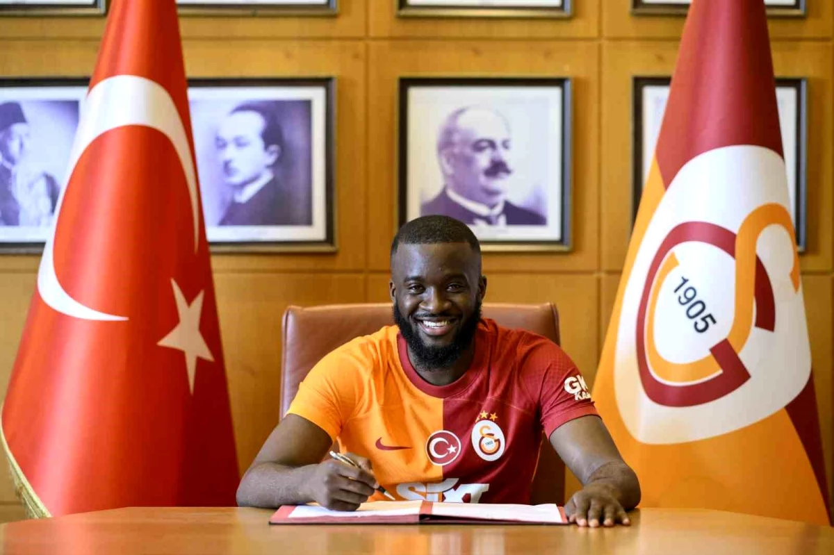 Galatasaray, Tanguy Ndombele\'yi kiraladı