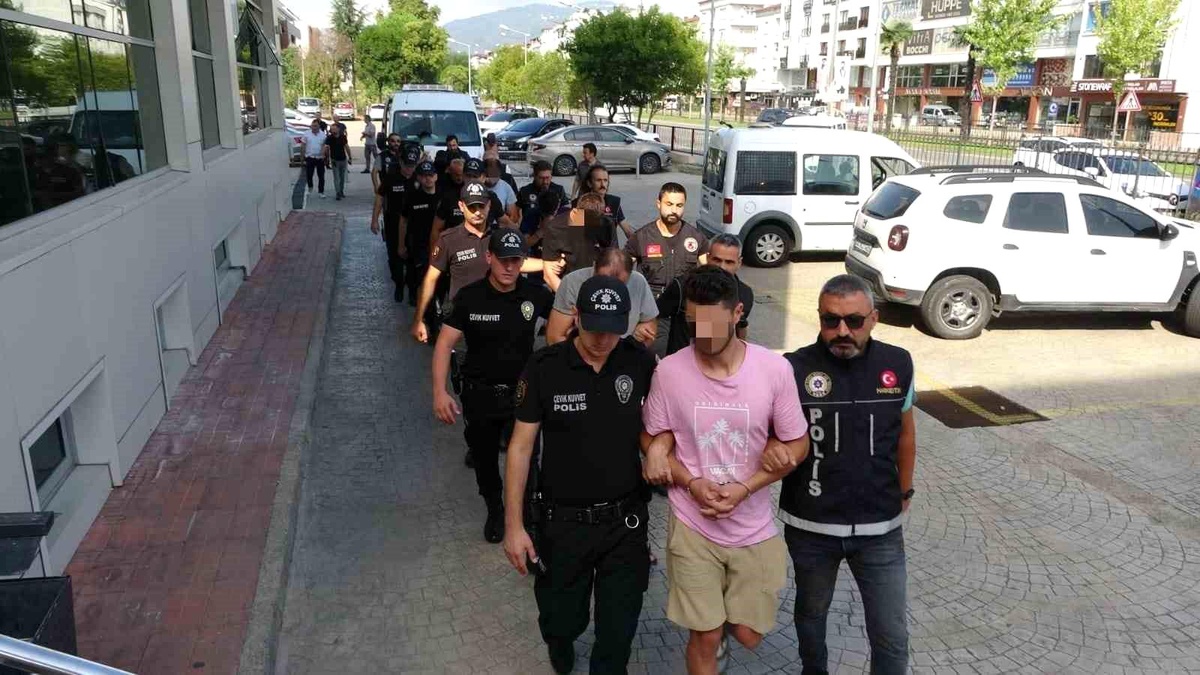 Ordu\'da düzenlenen uyuşturucu operasyonunda 9 şüpheli adliyeye sevk edildi