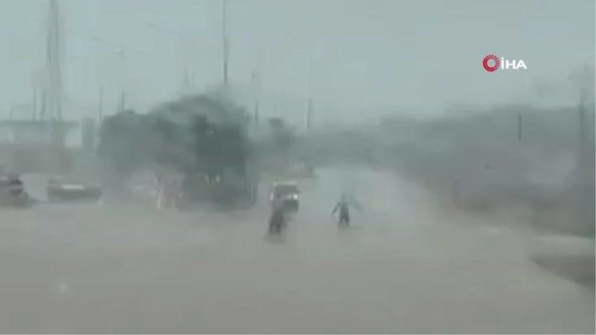 Sağanak yağış nedeniyle kapanan Geyikli-Ayvacık yolu trafiğe açıldı