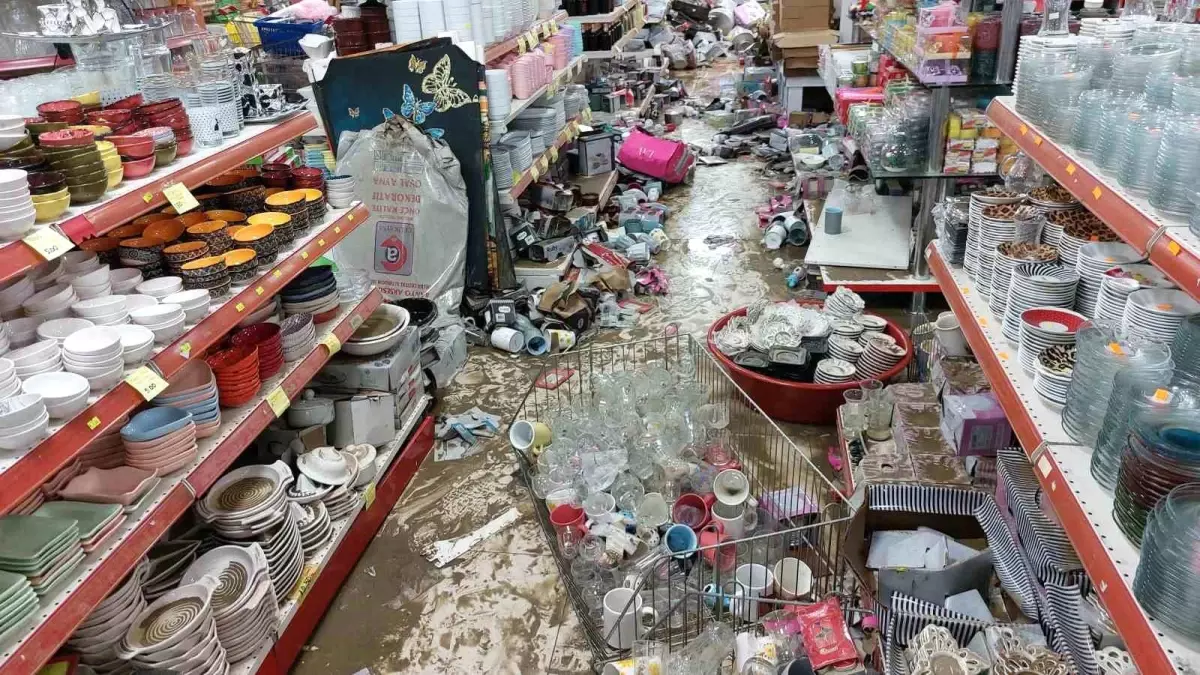 Samsun\'da Sel Felaketi: 5 Milyon Lira Zarar