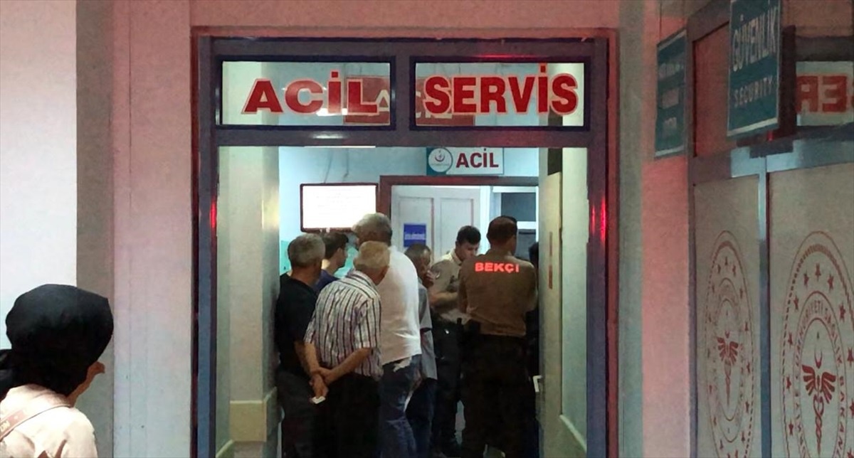 Taşova\'da bulantı ve ishal şikayetiyle hastaneye başvuran 150 kişi taburcu edildi