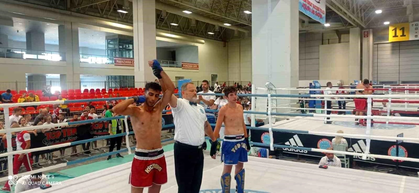 Bitlis Tatvanlı Mustafa Kurt Avrupa Gençler Kickboks Şampiyonasında 3. oldu