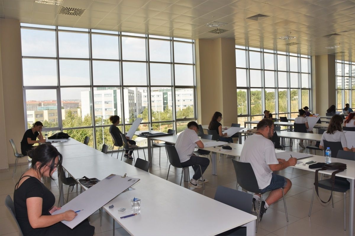 Süleymanpaşa Belediye Başkanı Hüseyin Uzunlar, Tekirdağ Madeni Eşya ve Ağaç İşleri Sanatkarları Oda Başkanı Münür Kılıç\'ı ziyaret etti
