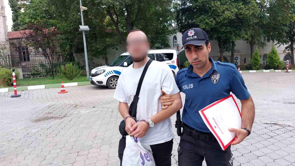 Samsun\'da uyuşturucu ticaretinden 1\'i kadın 2 kişi gözaltına alındı