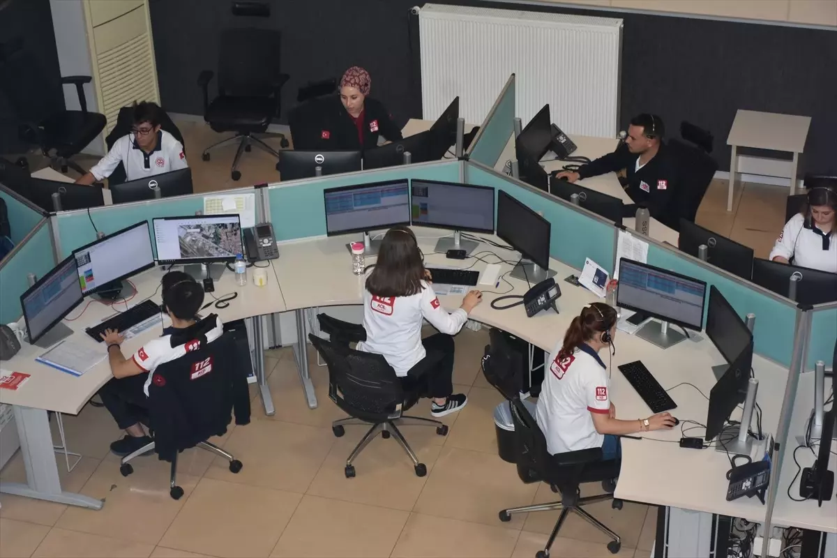 Afyonkarahisar\'da Yapılan 112 Acil Çağrıların Yüzde 66\'sı Asılsız Çıktı