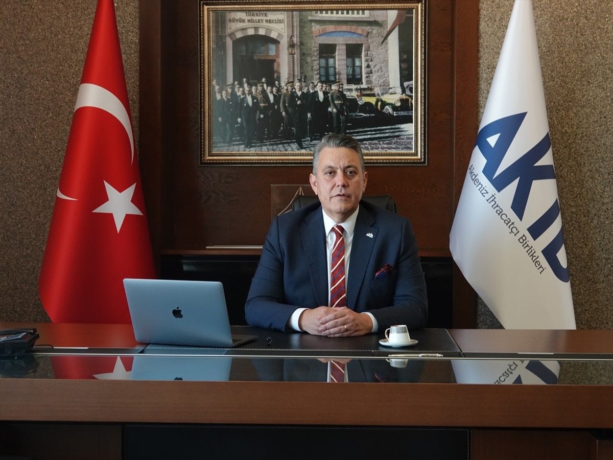AKİB\'den ağustos ayında 1,44 milyar dolarlık ihracat