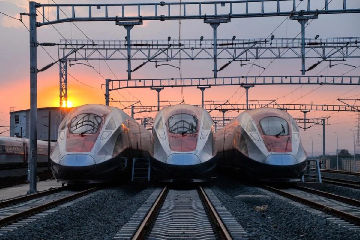 Endonezya\'da Yüksek Hızlı Demiryolu Projesi Tamamlandı