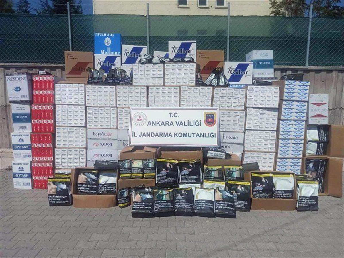 Ankara\'da Kaçak Sigara Operasyonu: 1 Milyon 917 Bin Boş Makaron ve 796 Kilogram Tütün Ele Geçirildi