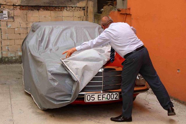 1976 model klasik otomobilini sıra dışı bir yöntemle satışa çıkardı! Hem araba hem de para verecek 1976 model klasik otomobilini sıra dışı bir yöntemle satışa çıkardı! Hem araba hem de para verecek