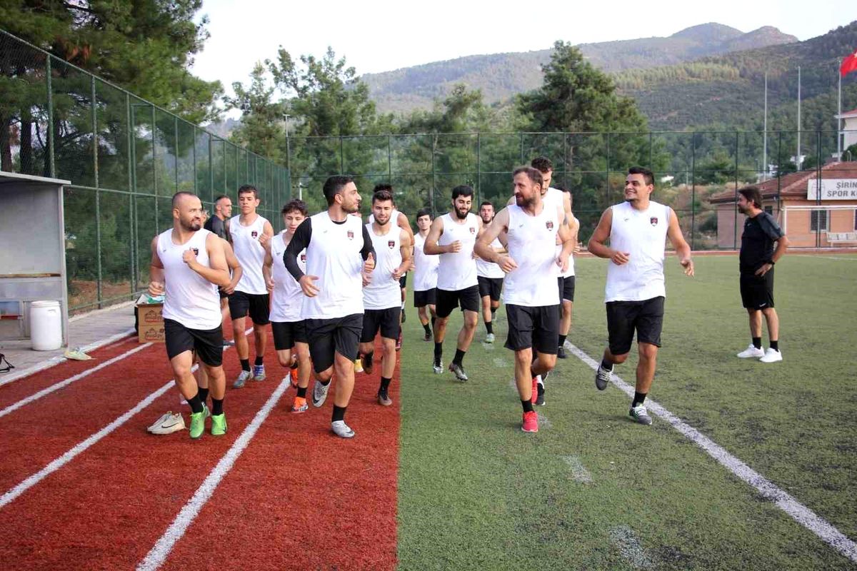 Denizli İdmanyurdu Güreller SK, yeni sezonda üst sıraları hedefliyor