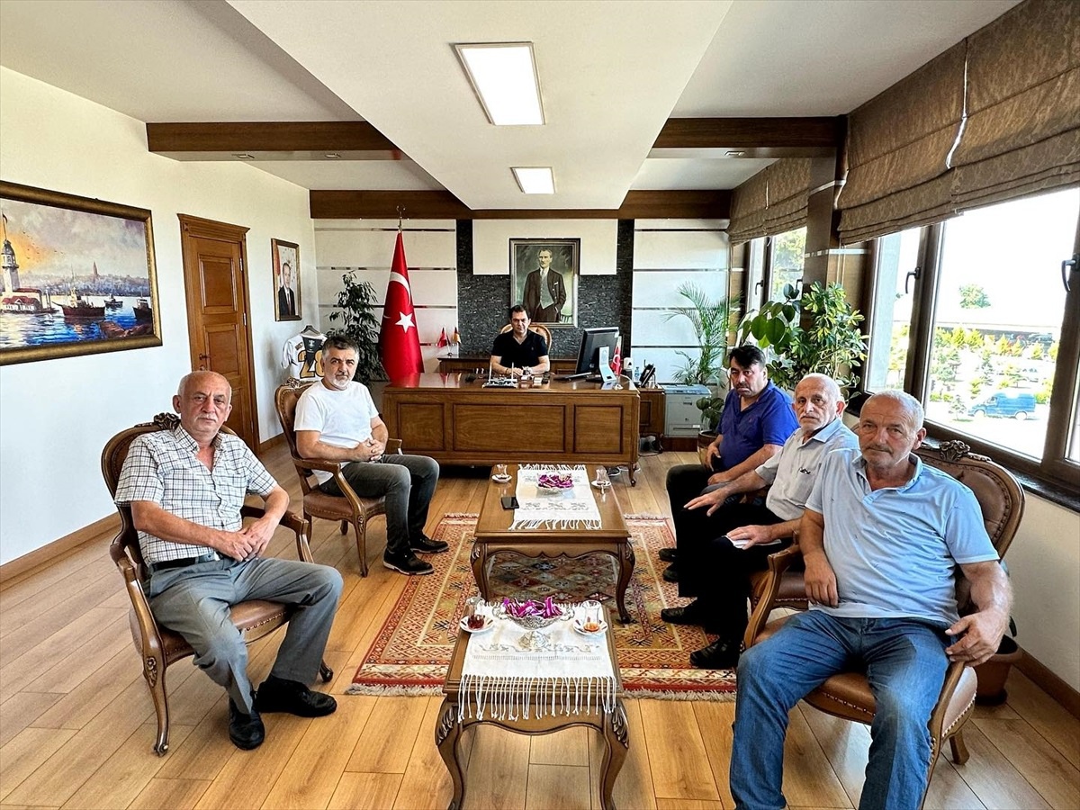 Espiye Muhtarlar Derneği Başkanı ve Yönetim Kurulu Kaymakamı Ziyaret Etti