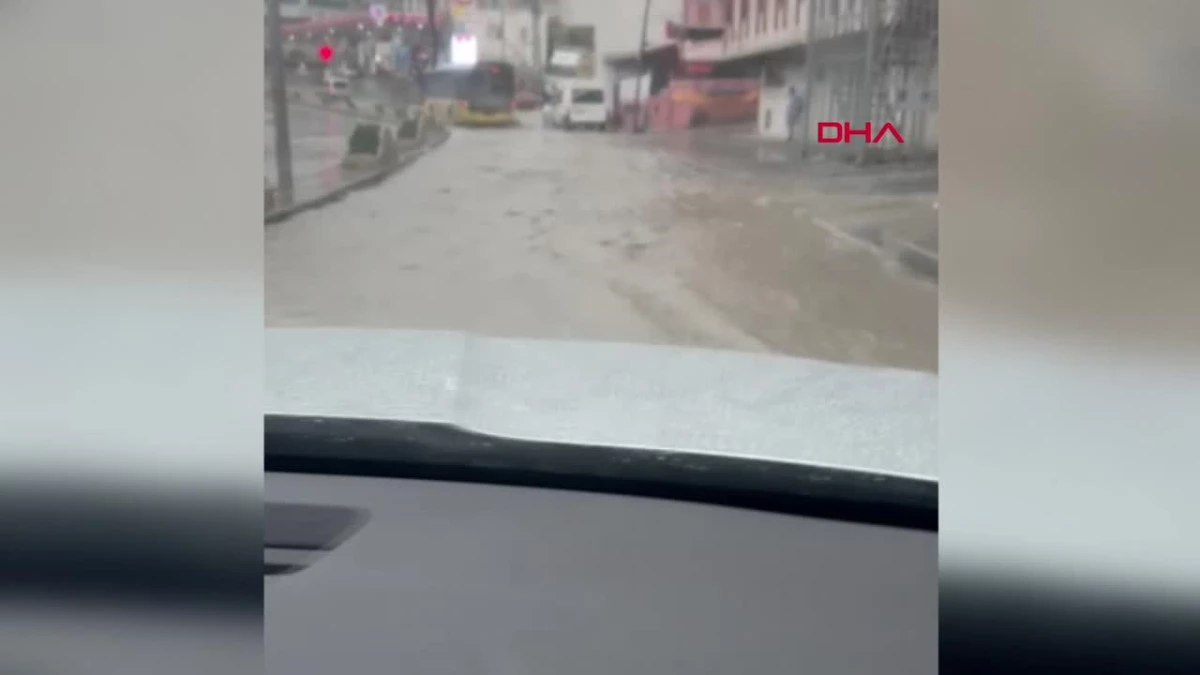 İstanbul\'un kuzey kesimlerinde sağanak yağış etkili oldu