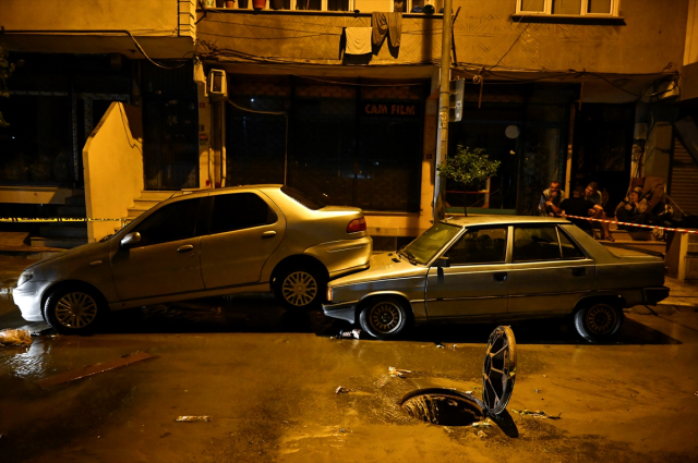 İstanbul'u vuran selin bilançosu! 2 kişi yaşamını yitirdi, onlarca ev ve iş yerini su bastı