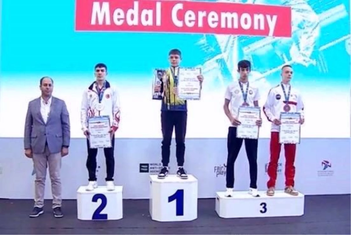 Elazığlı sporcular Avrupa Kick Boks Şampiyonasından 3 madalya çıkardı