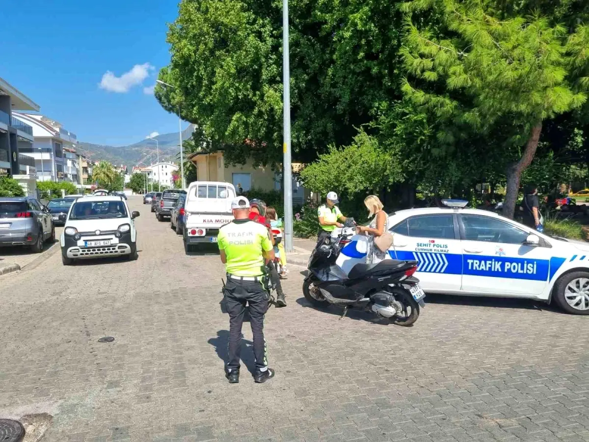 Marmaris\'te Dron Destekli Trafik Denetimi: 26 Bin 274 Lira Cezai İşlem Uygulandı