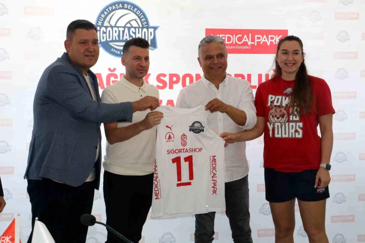 Muratpaşa Belediyesi Sigortashop Spor Kulübü ile Medical Park Antalya Hastane Kompleksi Arasında Sağlık Sponsorluğu Anlaşması İmzalandı