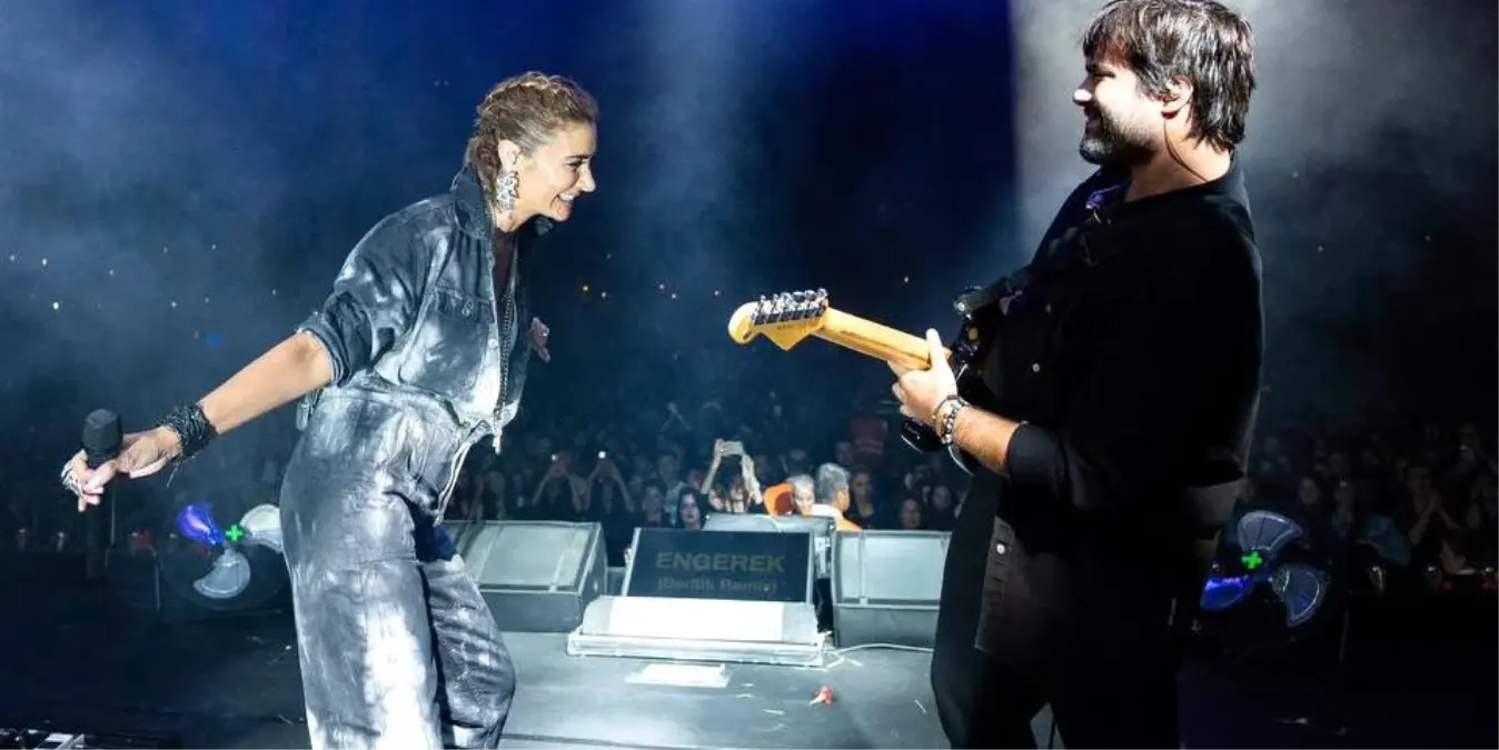 Sıla, Bozuyük\'te konser verdi