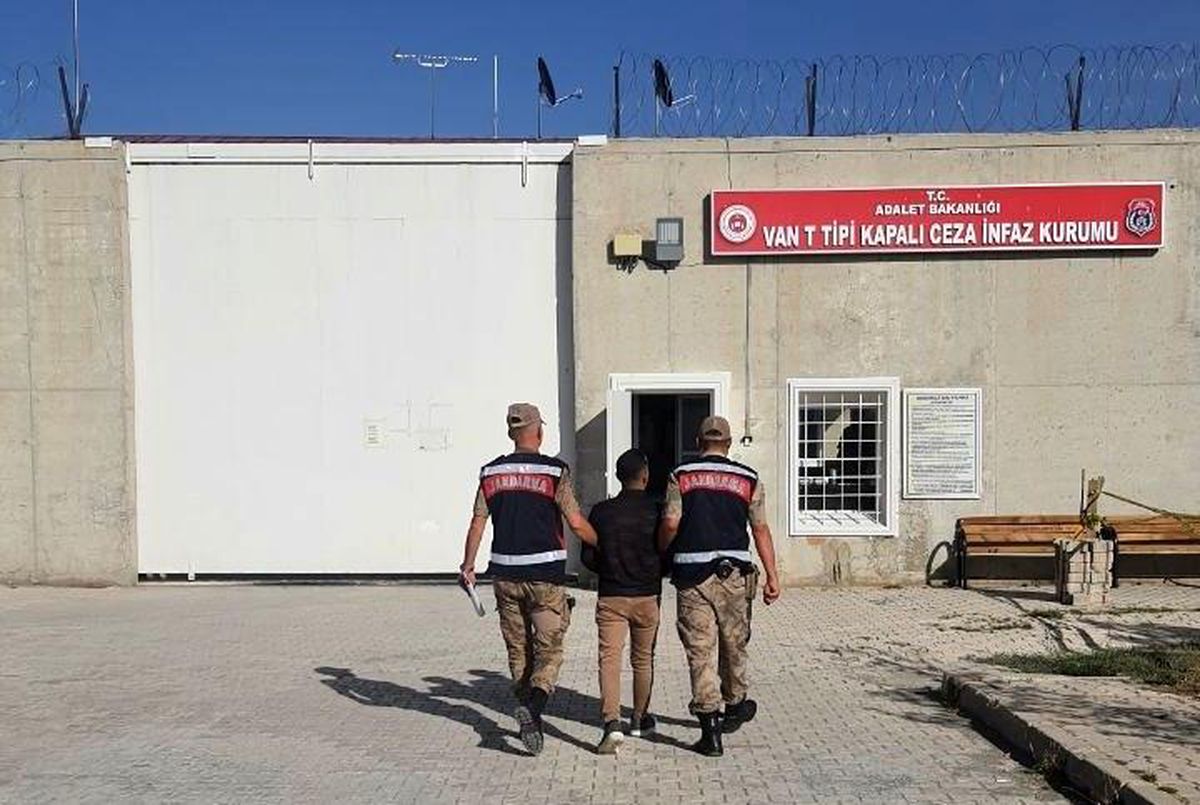 Van\'da 12 Yıl Hapis Cezası Olan Şahıs Tutuklandı