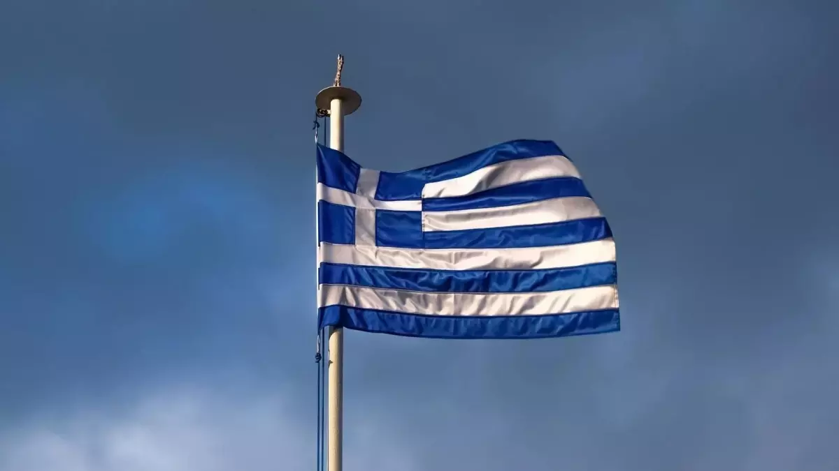 Yunanistan hangi yarım kürede? Kuzey yarımküre mi, Güney yarımküre mi?