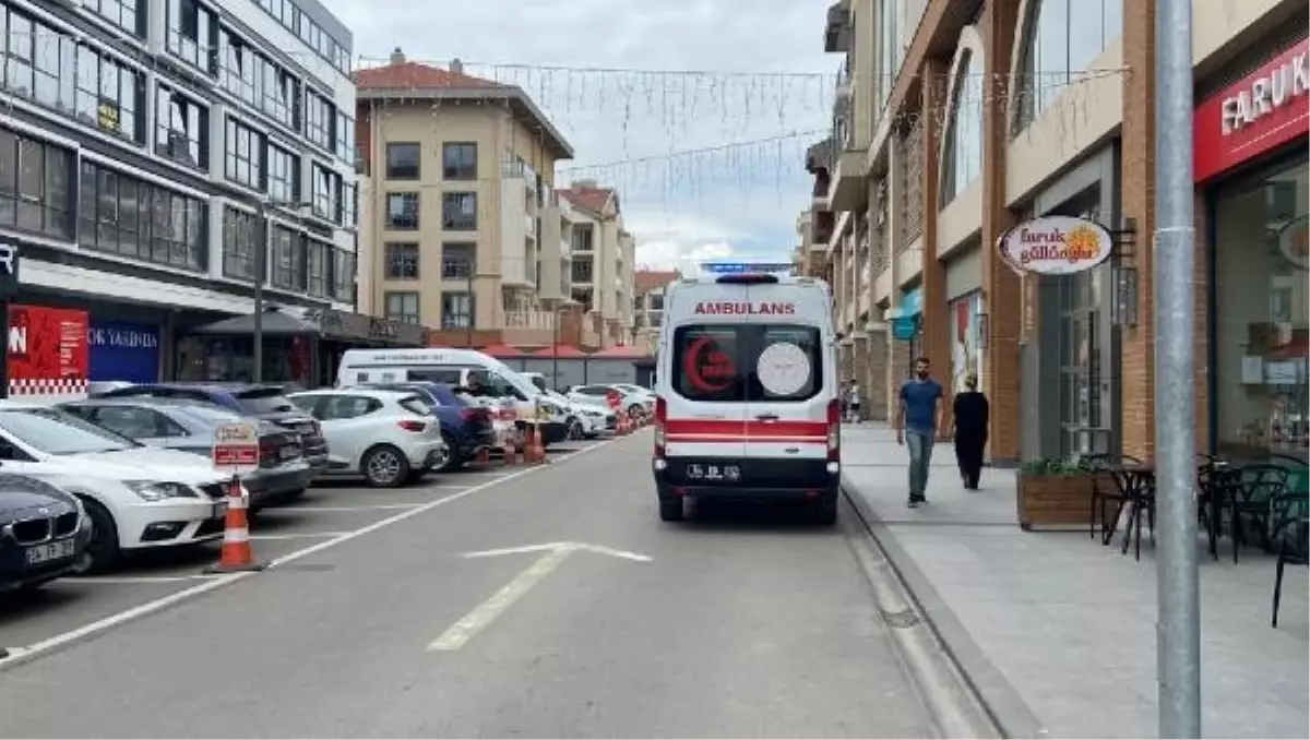 Sakarya'da bir kadın apartman dairesinde ölü bulundu