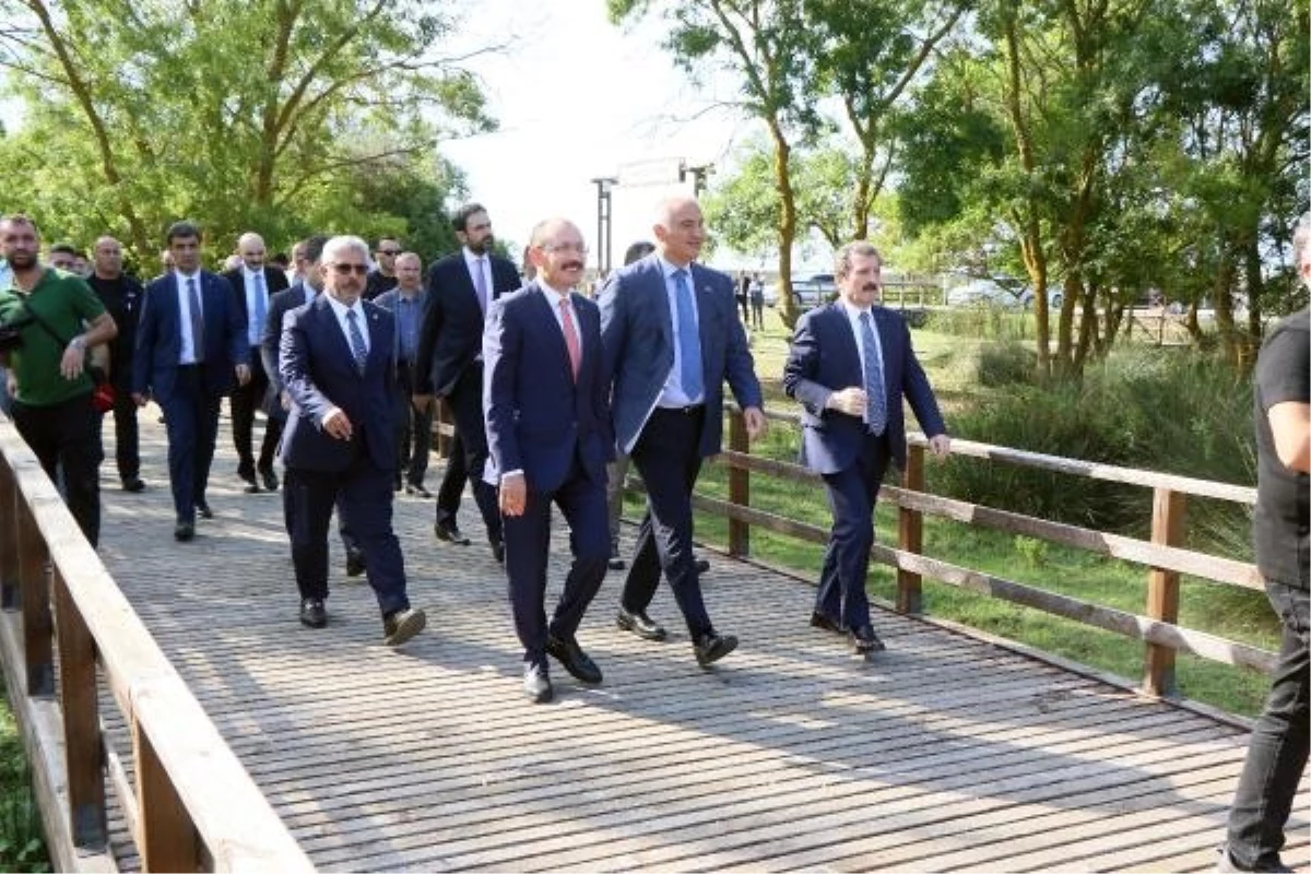 Kültür ve Turizm Bakanı Samsun\'da Kızılırmak Deltası Kuş Cenneti\'ni İnceledi