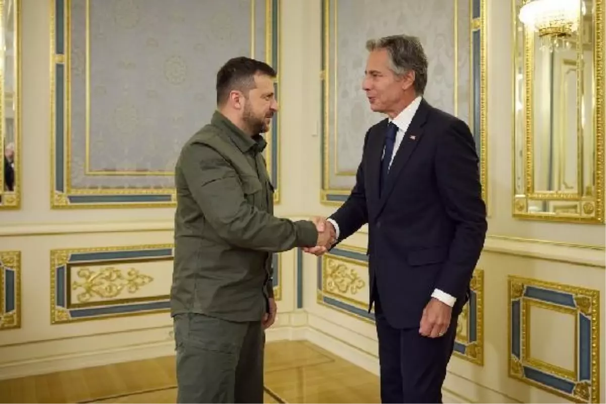 ABD Dışişleri Bakanı Blinken, Ukrayna Devlet Başkanı Zelenski ile Görüştü