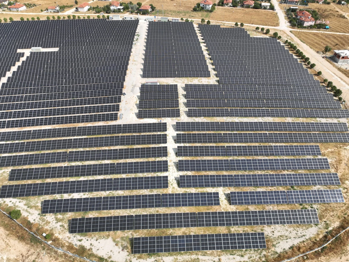 Antalya Büyükşehir Belediyesi Güneş Enerji Santralleriyle Çevreyi Koruyor