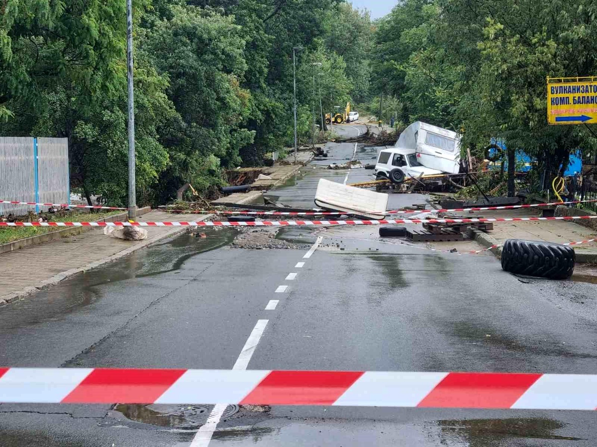 Bulgaristan\'da sel felaketinde ölü sayısı 4\'e yükseldi