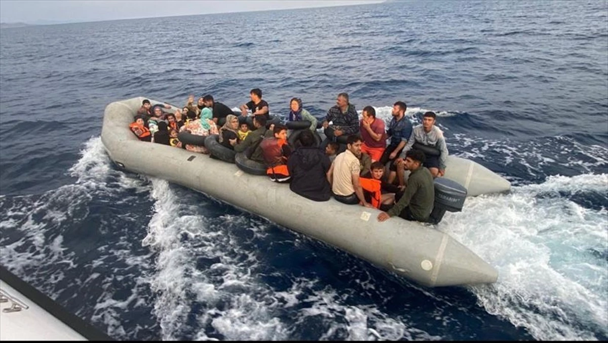 Ayvacık\'ta 41 düzensiz göçmen yakalandı