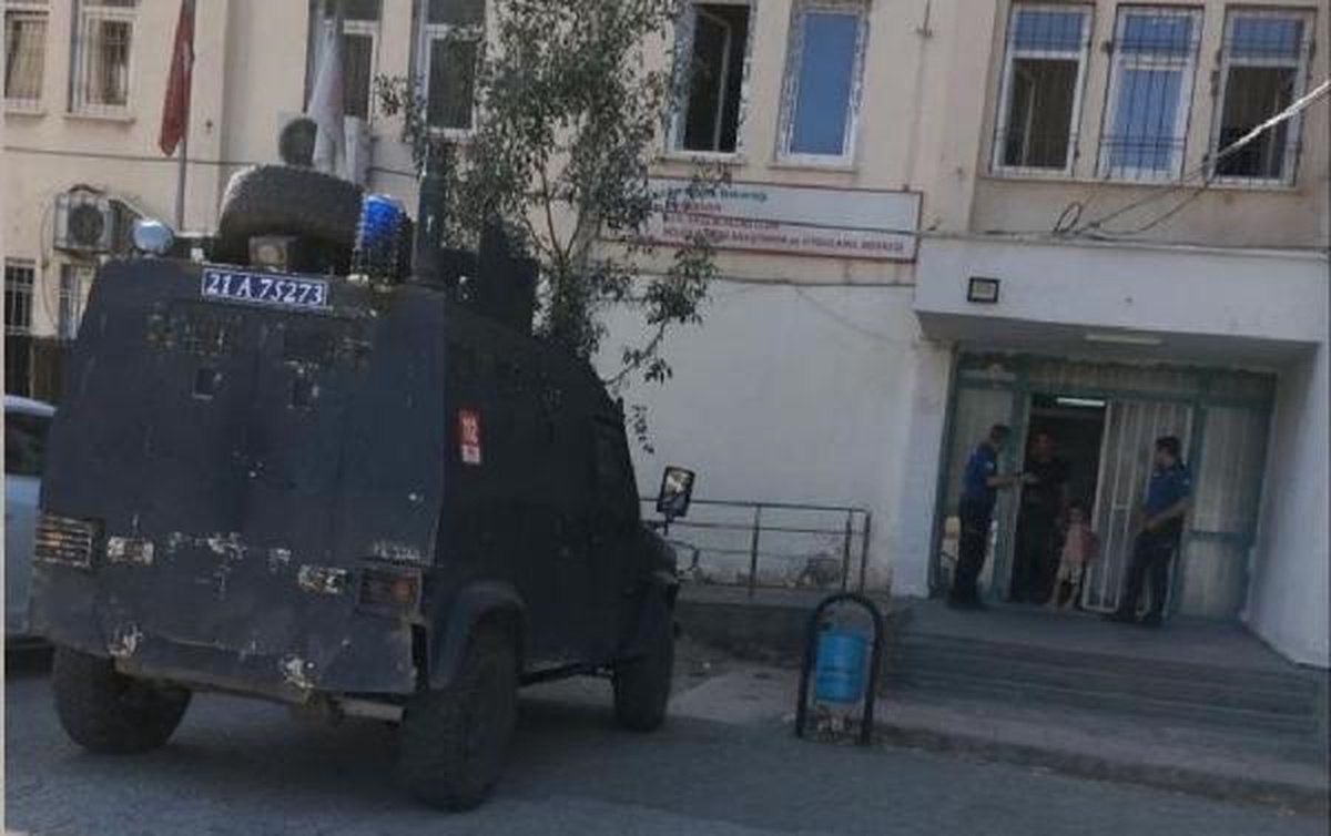 Diyarbakır\'da Aile Sağlığı Merkezi\'nden 200 bin TL\'lik hırsızlık
