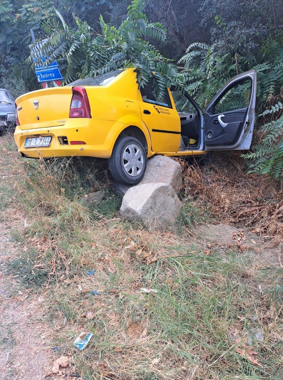 Erdek\'te trafik kazası: 2 kişi yaralandı