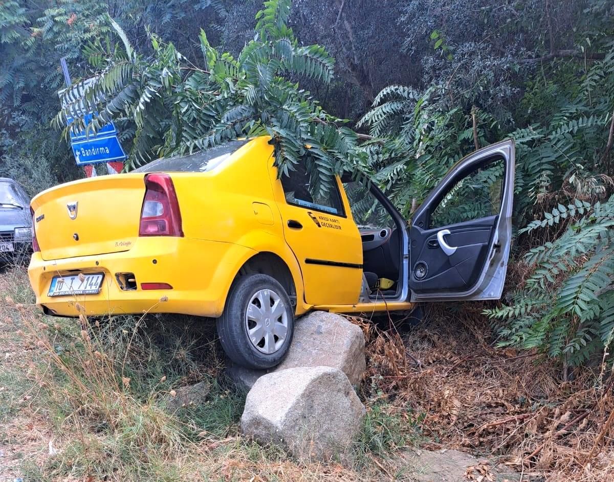 Erdek\'te trafik kazası: 2 kişi yaralandı