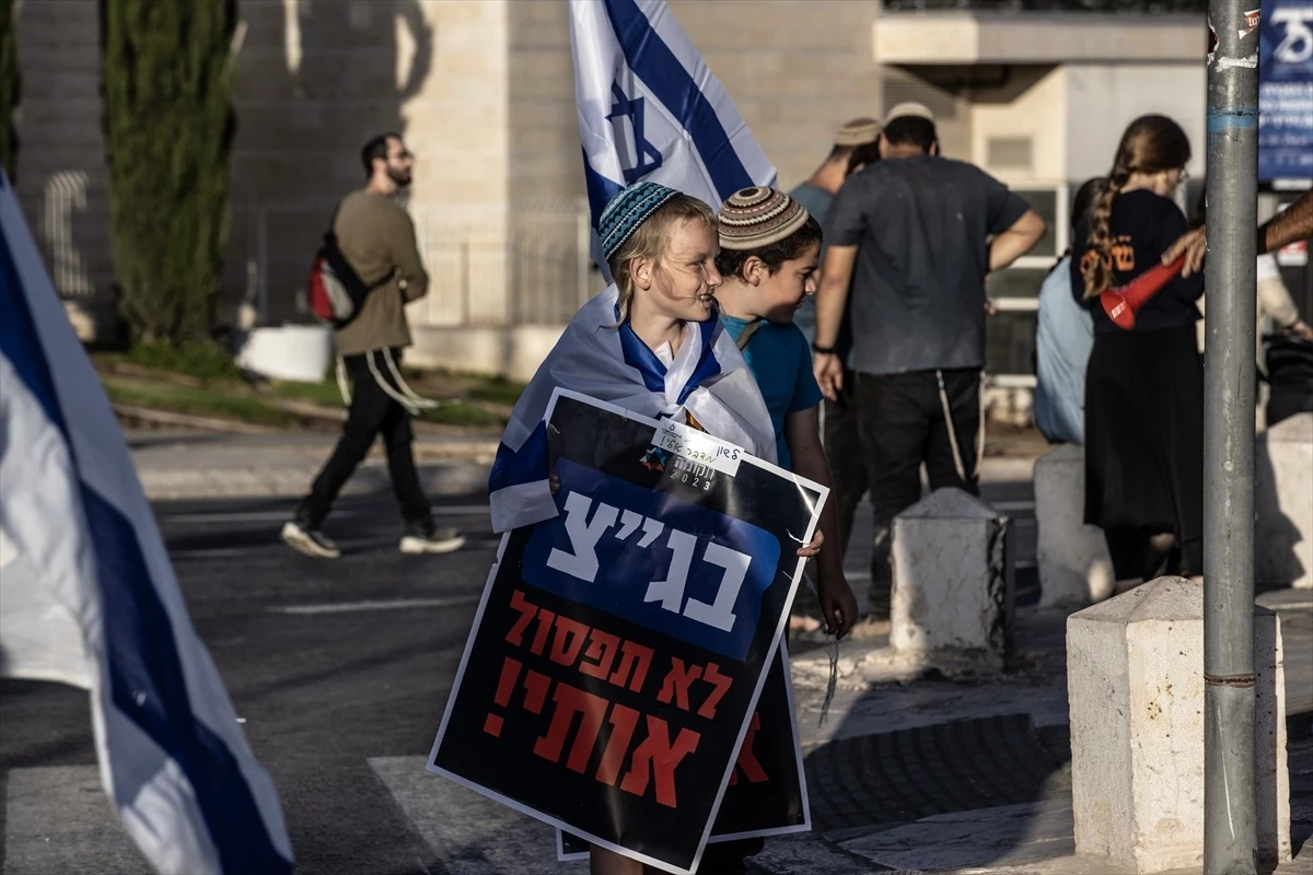 İsrail\'de Yüksek Mahkeme kararı protesto edildi
